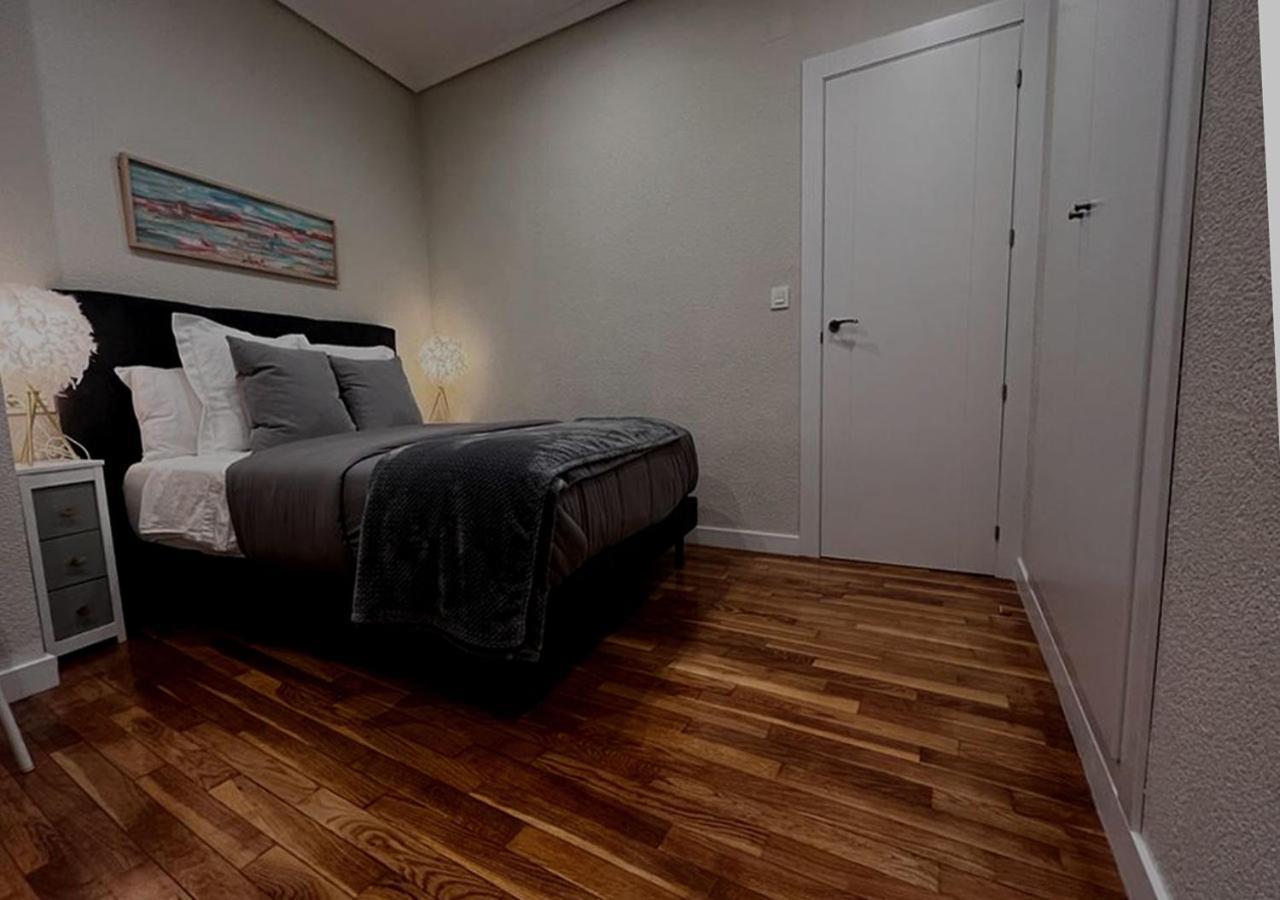 Vut Plaza Del Angel Apartment Salamanca Luaran gambar