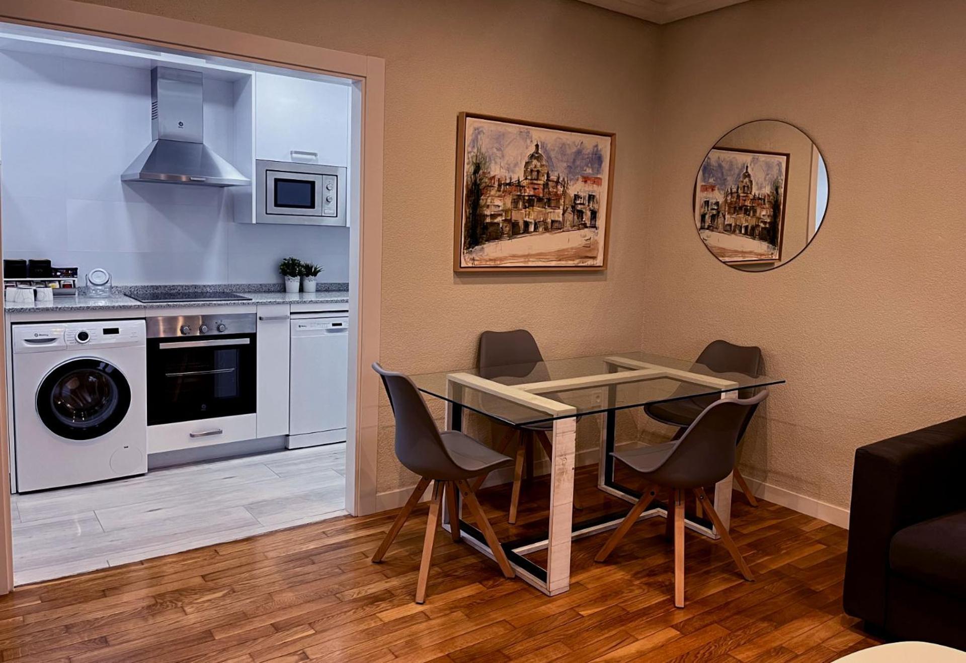 Vut Plaza Del Angel Apartment Salamanca Luaran gambar
