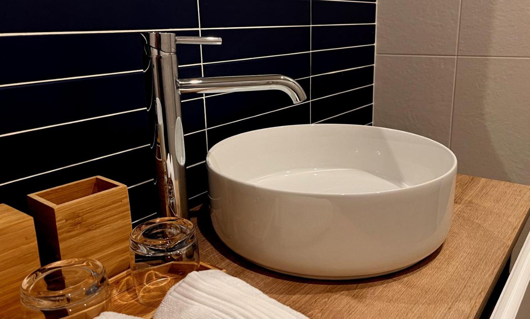 Vut Plaza Del Angel Apartment Salamanca Luaran gambar